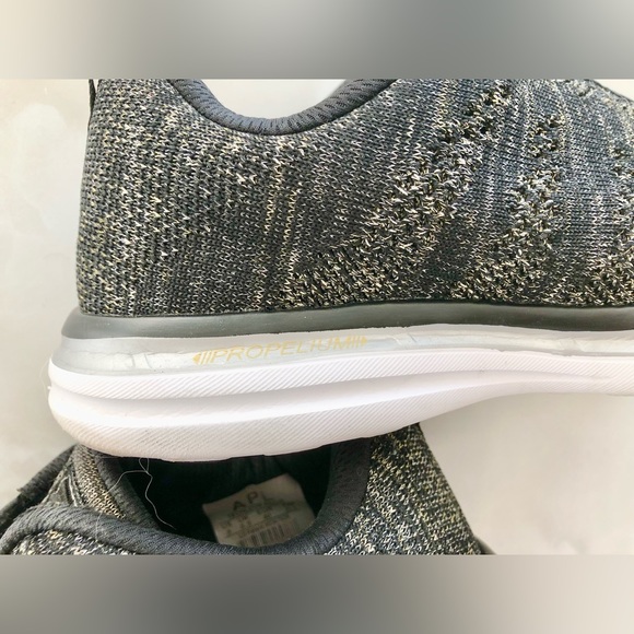 Athletic Propulsion Labs APL Women’s Techloom Pro Shoe Black/Gold/Silver Size 9 - Picture 4 of 12